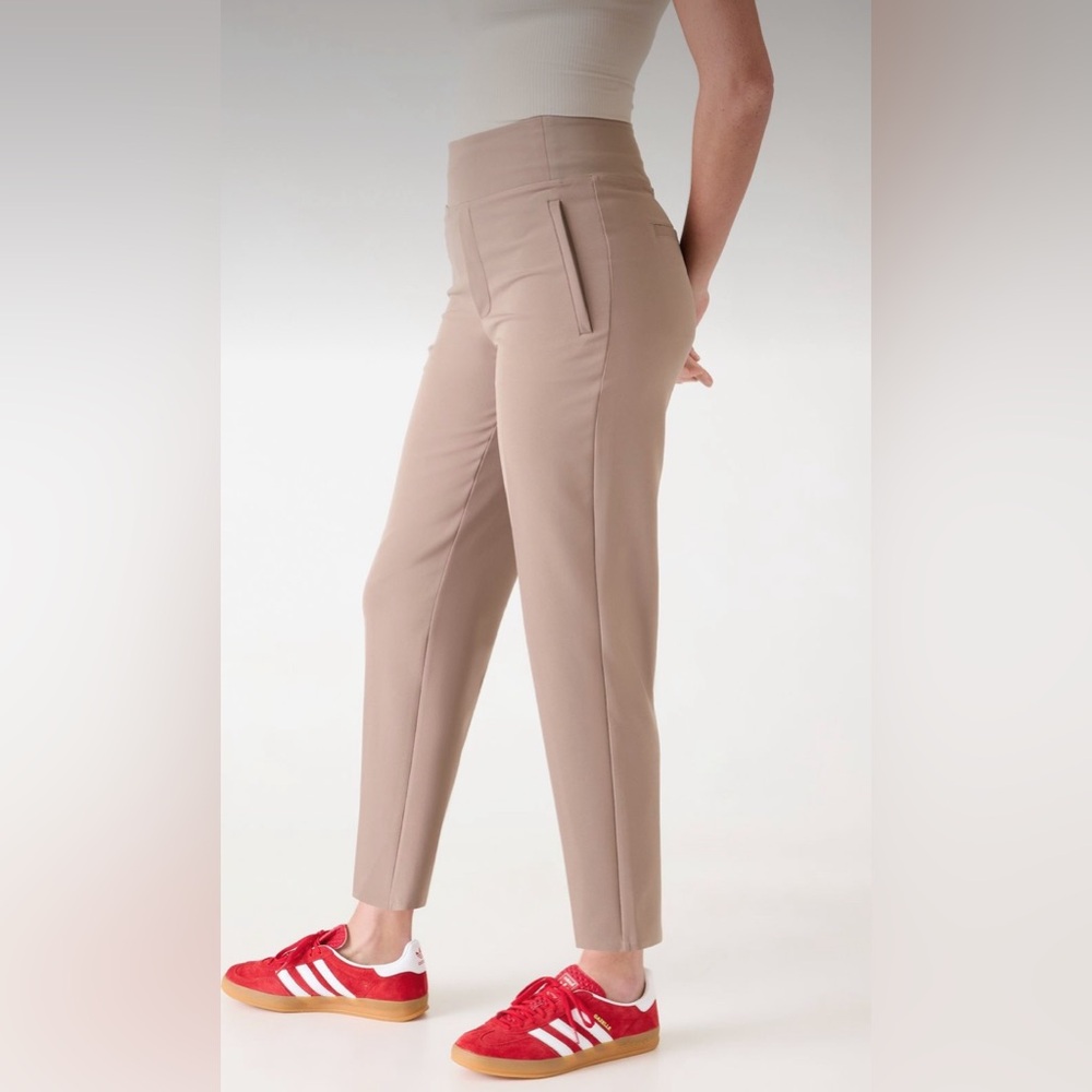 Athleta Endless High Rise Pull On Pant Trouser in Khaki Sz 14 Career Minimalist
